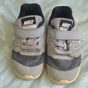 Nike Kids Gray and Gold Sneakers